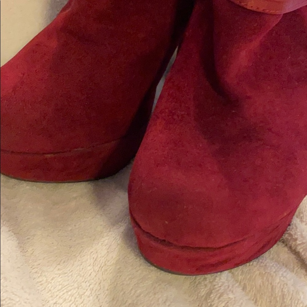 Sold to autumnallen562 Bamboo red velvet booties - Picture 3 of 11